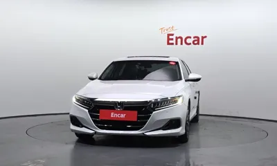 Honda Accord 2022, 46040 км, за 13550.5 USD