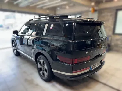Hyundai Santafe 2026, 323 км, за 19450.97 USD