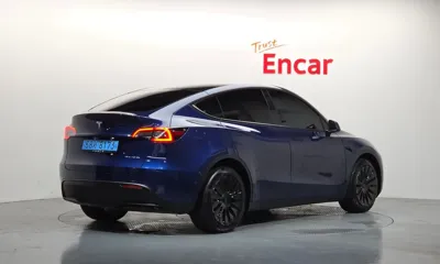 Tesla Model Y 2022, 44681 км, за 27627.89 USD
