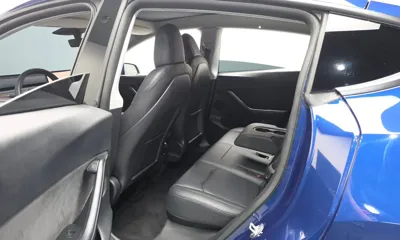 Tesla Model Y 2022, 44681 км, за 27627.89 USD - фото 12