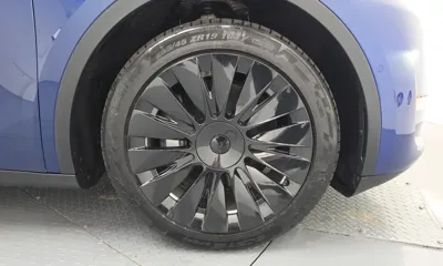 Tesla Model Y 2022, 44681 км, за 27627.89 USD - фото 21