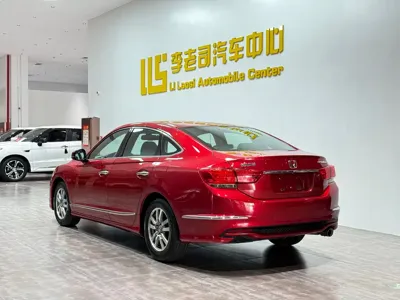 Honda Spirior 2016, 99000 км, за 8357.7 USD