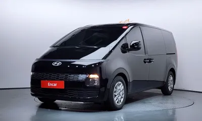 Hyundai Staria · 2026 год