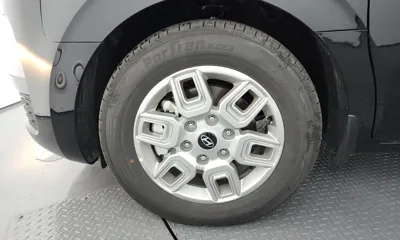 Hyundai Staria 2026, 401 км, за 23387.63 USD