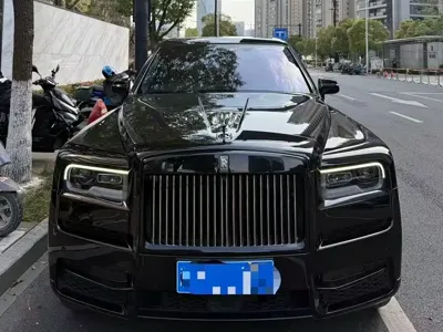 Rolls-Royce Cullinan 2022, 16000 км, за 603137.22 USD