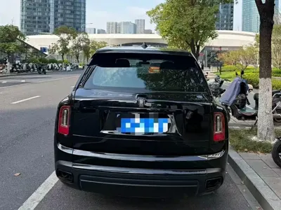 Rolls-Royce Cullinan 2022, 16000 км, за 603137.22 USD