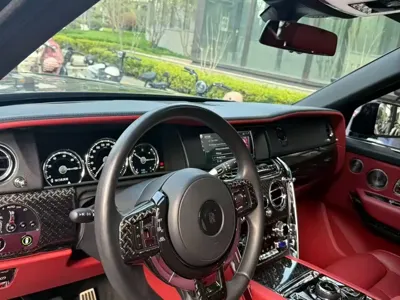 Rolls-Royce Cullinan 2022, 16000 км, за 603137.22 USD