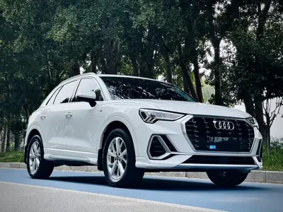 Audi Q3 2020, 34000 км, за 14684.82 USD