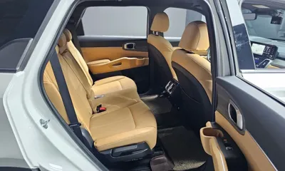 Kia Sorento 2022, 87788 км, за 16901.77 USD - фото 12