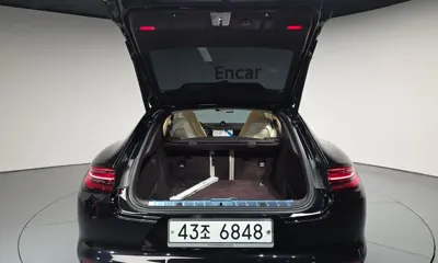 Porsche Panamera 2018, 21660 км, за 52749.9 USD - фото 20