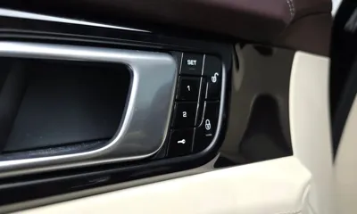 Porsche Panamera 2018, 21660 км, за 52749.9 USD - фото 32