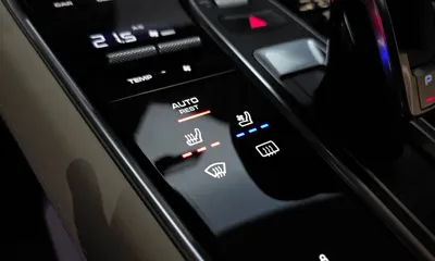 Porsche Panamera 2018, 21660 км, за 52749.9 USD - фото 35