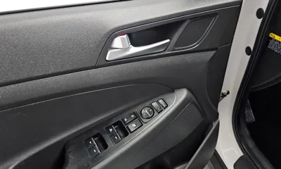 Hyundai Tucson 2016, 91312 км, за 7942.76 USD - фото 18