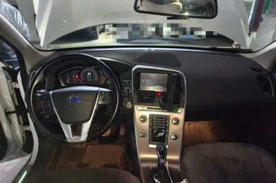 Volvo XC60 2015, 185900 км, за 6414 USD - фото 9