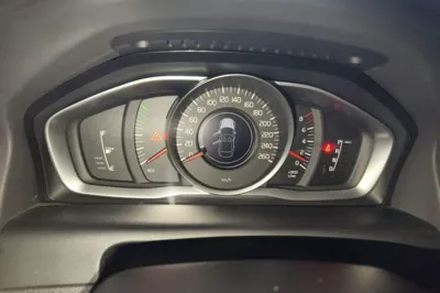 Volvo XC60 2015, 185900 км, за 6414 USD - фото 11