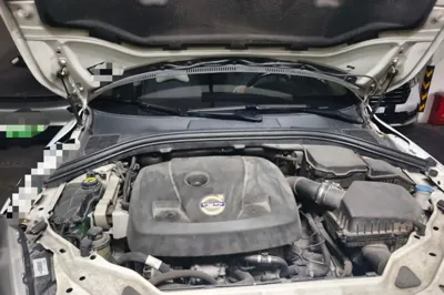 Volvo XC60 2015, 185900 км, за 6414 USD - фото 21