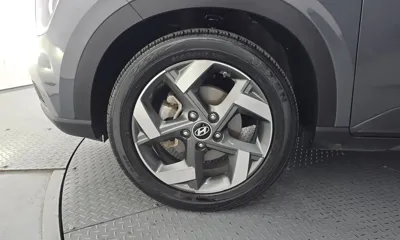 Hyundai Venue 2023, 35076 км, за 13609.42 USD