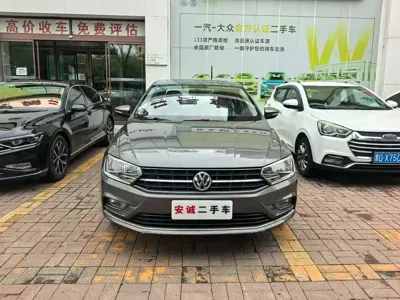 Volkswagen Bora 2016, 49000 км, за 5267.48 USD