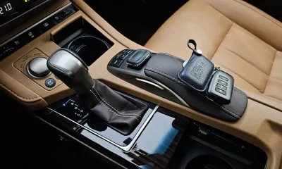 Lexus ES 2018, 58506 км, за 18708.15 USD - фото 9