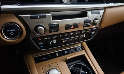 Lexus ES 2018, 58506 км, за 18708.15 USD - фото 17