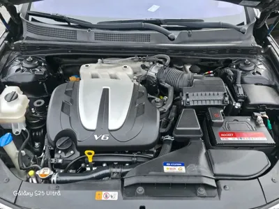 Hyundai Grandeur 2016, 132500 км, за 5883.13 USD - фото 17