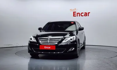 Hyundai Genesis 2012, 227885 км, за 2364.69 USD