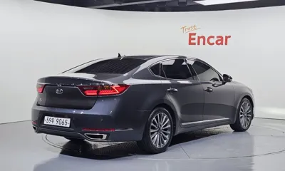 Kia K7 2017, 81912 км, за 8400.07 USD