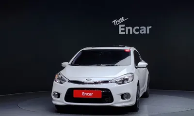 Kia K3 2015, 124396 км, за 3420.15 USD