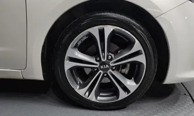 Kia K3 2015, 124396 км, за 3420.15 USD
