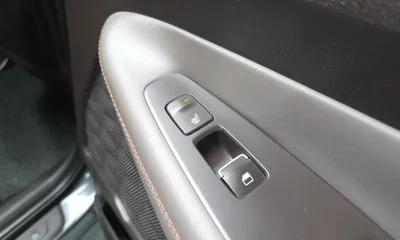 Hyundai Santafe 2019, 128282 км, за 8775.92 USD - фото 18