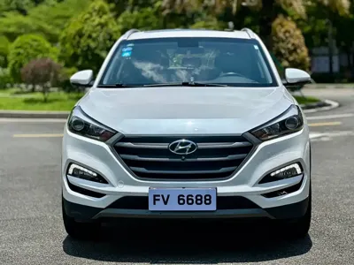 Hyundai Tucson 2017, 33000 км, за 5472.22 USD