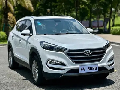 Hyundai Tucson 2017, 33000 км, за 5472.22 USD