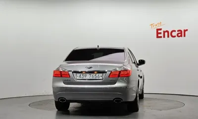 Hyundai Genesis 2010, 149167 км, за 2409.32 USD