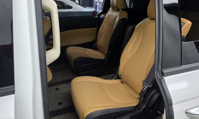 Kia Canival 2023, 97201 км, за 16907.38 USD - фото 26