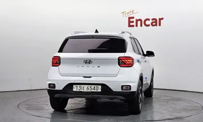 Hyundai Venue 2020, 88643 км, за 8609.26 USD