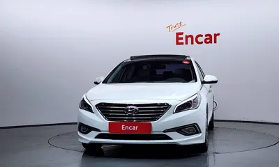 Hyundai Sonata 2015, 109942 км, за 5464.49 USD