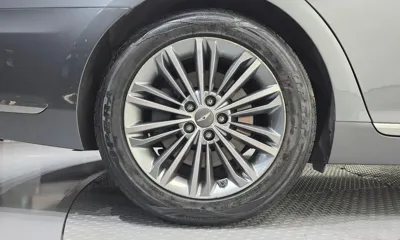 Genesis EQ900 2016, 120565 км, за 12228.99 USD