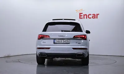 Audi Q5 2021, 46651 км, за 25547.67 USD
