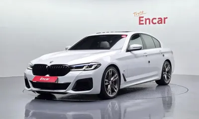 BMW 5-Series · 2023 год