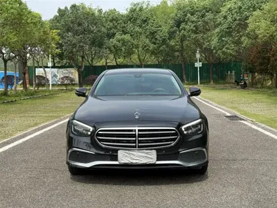 Mercedes-Benz E-Class 2021, 80000 км, за 30488.48 USD