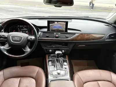 Audi A6L 2014, 190000 км, за 9387.69 USD