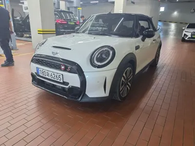 MINI Cooper Convertible · 2024 год