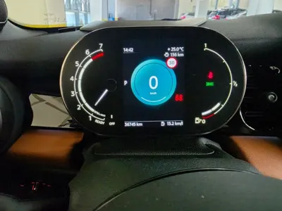 MINI Cooper Convertible 2024, 36745 км, за 20195.45 USD