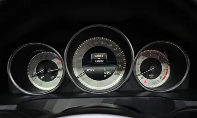 Mercedes-Benz E-Class 2016, 130822 км, за 9706.85 USD - фото 8