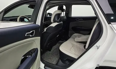 Kia Sportage 2023, 46556 км, за 28554.55 USD - фото 12