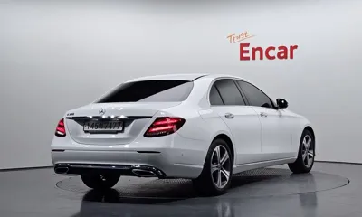 Mercedes-Benz E-Class 2019, 101851 км, за 13839.95 USD