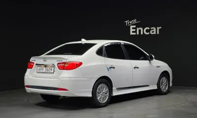 Hyundai Avante 2010, 114789 км, за 2528.76 USD