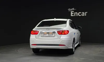 Hyundai Avante 2010, 114789 км, за 2528.76 USD