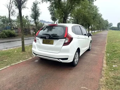 Honda Fit 2019, 70000 км, за 4707.29 USD