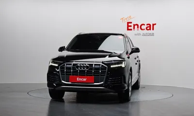 Audi Q7 2022, 77281 км, за 39312.85 USD
